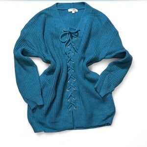 Ribbed Laced Sweater‎